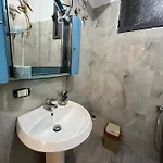 Dragoti 2 * Golem (Tirana)