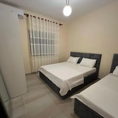 Dragoti 2 Vakantiehuis Golem (Tirana)
